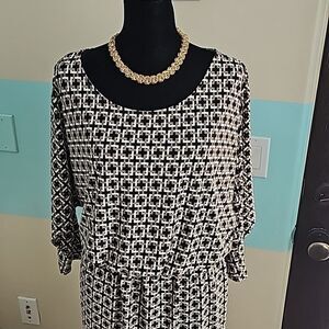 Ann Taylor pullover lightweight geometric print dress size medium